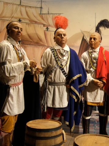 Cherokee noblemen forge friendship with England, 1730.  source: http://www.sitemason.com/files/eaVo0E/cherokee2.JPG